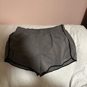 Running shorts dark gray size L